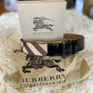 Burberry Women’s Nova Check 40mm Belt